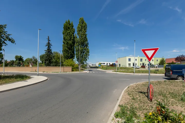 Prostor u křižovatky Nohavice v Přezleticích